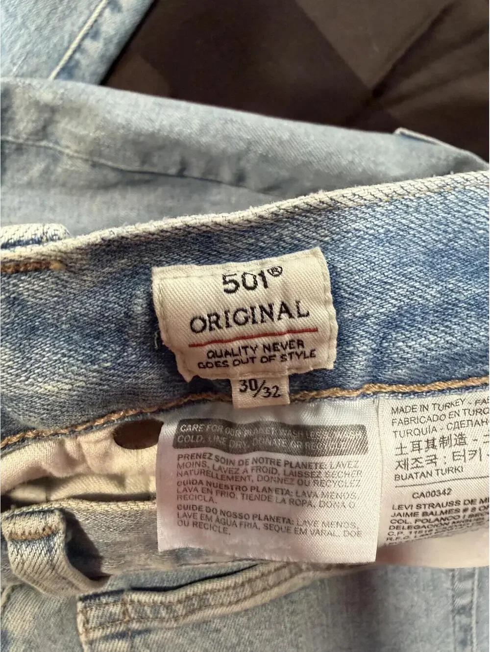 Levis Made & Crafted 501 Mens 30x32 Light Blue Distressed Jeans‎ Streetwear